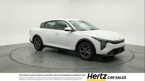 Snow White Pearl 2025 Kia K4 LXS