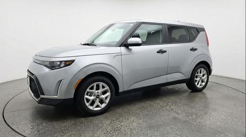 Steel Gray 2025 Kia Soul LX