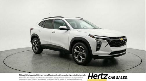 Summit White 2025 Chevrolet Trax LT