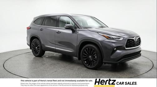 Magnetic Gray Metallic 2025 Toyota Highlander LE
