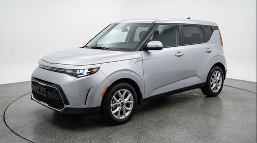 Steel Gray 2025 Kia Soul LX