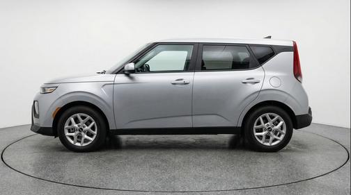 Steel Gray 2025 Kia Soul LX