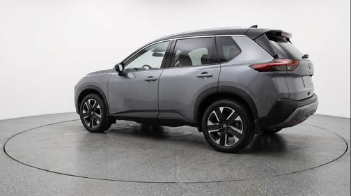 Gun Metallic 2026 Nissan Kicks SV