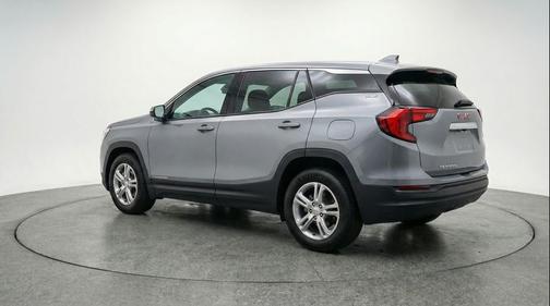 Sterling Gray Metallic 2024 GMC Terrain SLE