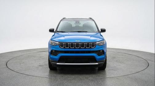 Hydro Blue Pearlcoat 2025 Jeep Compass Limited