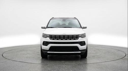 Bright White Clearcoat 2025 Jeep Compass Limited