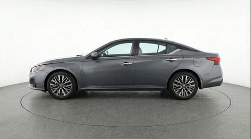 Gun Metallic 2025 Nissan Altima SV FWD