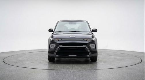 Fusion Black 2025 Kia Soul LX