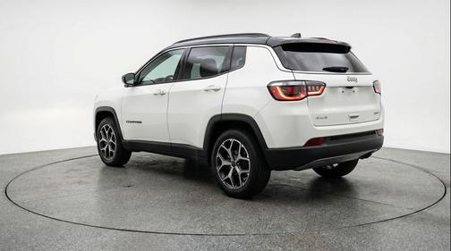 Bright White Clearcoat 2025 Jeep Compass Limited