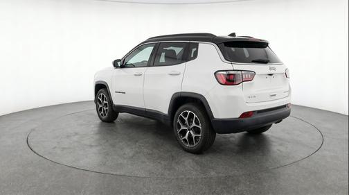 Bright White Clearcoat 2025 Jeep Compass Limited