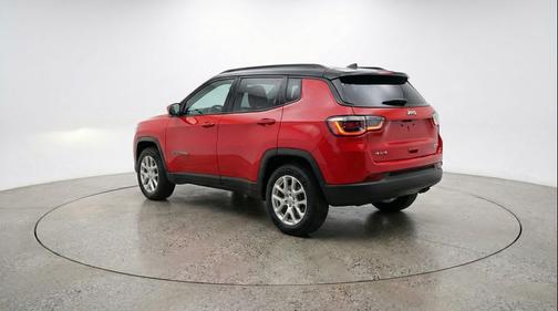 Red Hot Pearlcoat 2025 Jeep Compass Limited