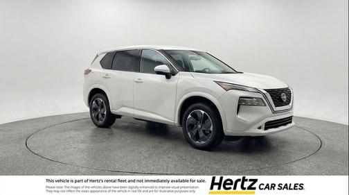 Everest White Pearl Tricoat 2025 Nissan Rogue SV