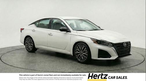 Glacier White 2025 Nissan Altima SV FWD