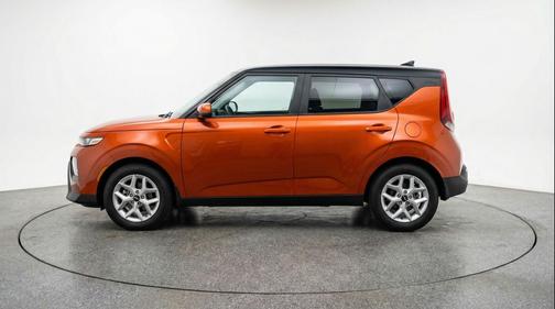 Mars Orange 2025 Kia Soul LX