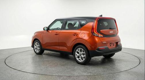 Mars Orange 2025 Kia Soul LX