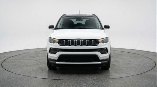Bright White Clearcoat 2025 Jeep Compass Limited