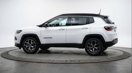 Bright White Clearcoat 2025 Jeep Compass Limited