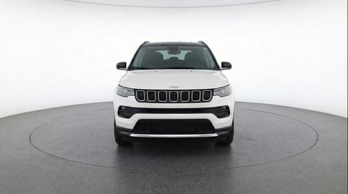 Bright White Clearcoat 2025 Jeep Compass Limited