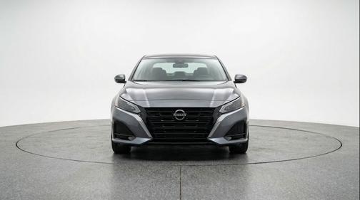 Gun Metallic 2025 Nissan Altima SV FWD