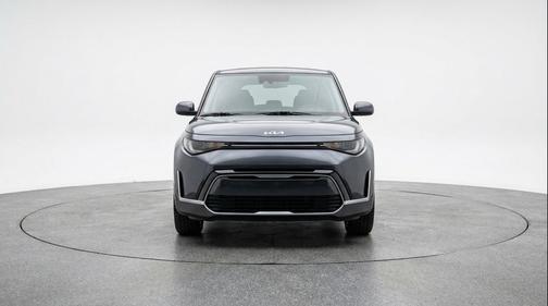 Gravity Gray 2025 Kia Soul LX