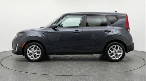 Gravity Gray 2025 Kia Soul LX