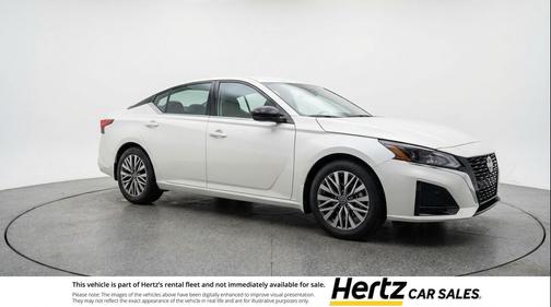 Glacier White 2026 Nissan Altima SV FWD