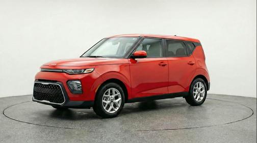 Inferno Red 2025 Kia Soul LX