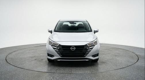 Brilliant Silver Metallic 2025 Nissan Versa 1.6 SV