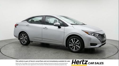 Brilliant Silver Metallic 2025 Nissan Versa 1.6 SV