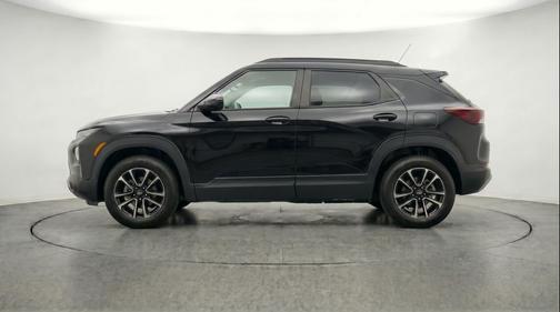 Mosaic Black Metallic 2025 Chevrolet Trailblazer LT