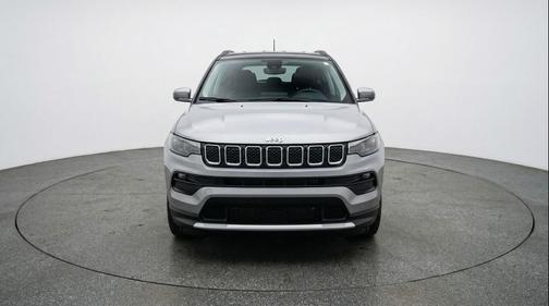Silver Zynith Metallic Clearcoat 2025 Jeep Compass Limited