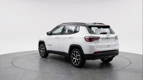 Bright White Clearcoat 2025 Jeep Compass Limited