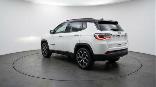 Bright White Clearcoat 2025 Jeep Compass Limited