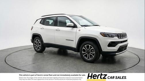 Bright White Clearcoat 2025 Jeep Compass Trailhawk