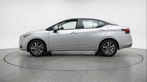 Brilliant Silver Metallic 2025 Nissan Versa 1.6 SV