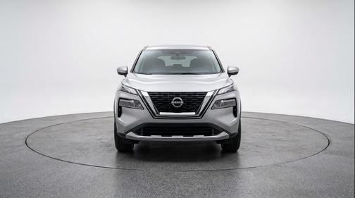 Brilliant Silver Metallic 2025 Nissan Rogue SV