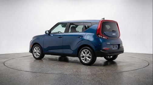 Gravity Gray 2025 Kia Soul LX