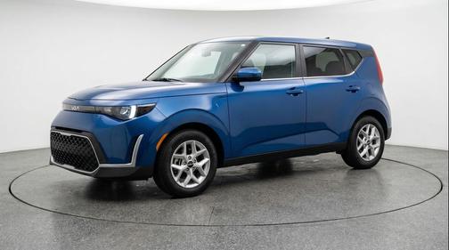 Gravity Gray 2025 Kia Soul LX