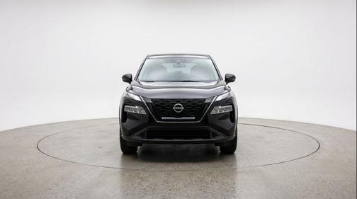 Super Black 2025 Nissan Rogue SV