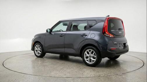 Gravity Gray 2025 Kia Soul LX