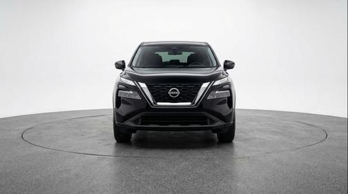 Super Black 2025 Nissan Rogue SV