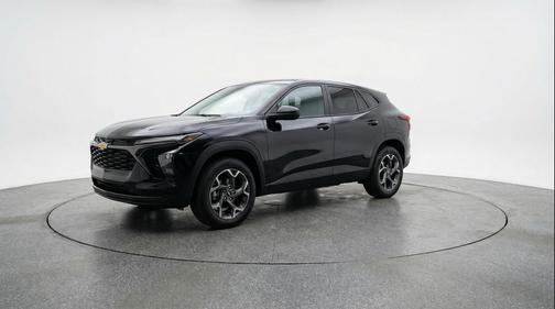 Mosaic Black Metallic 2025 Chevrolet Trax LT