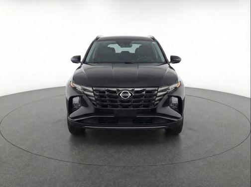 Super Black 2025 Nissan Kicks SV