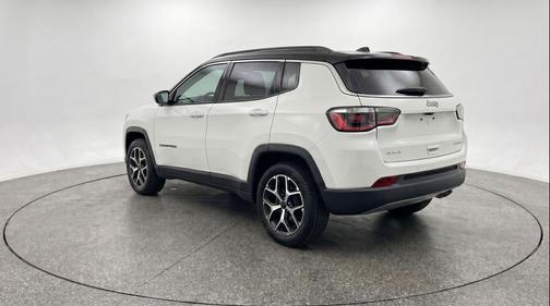 Bright White Clearcoat 2025 Jeep Compass Limited