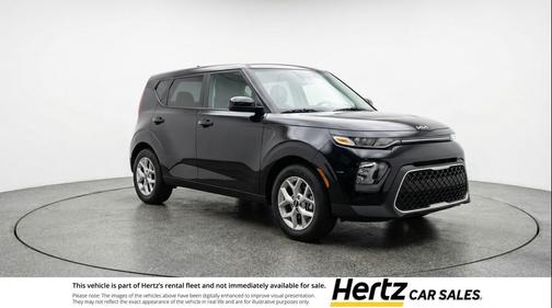 Fusion Black 2025 Kia Soul LX