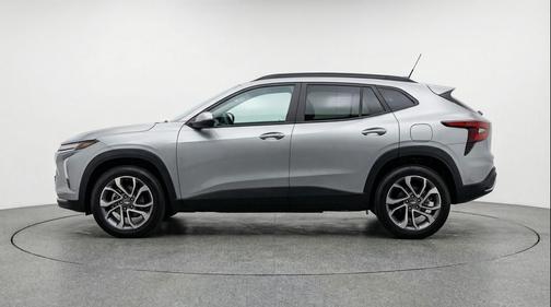 Sterling Gray Metallic 2025 Chevrolet Trax LT