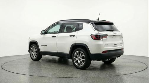 Bright White Clearcoat 2025 Jeep Compass Limited