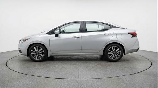 Brilliant Silver Metallic 2025 Nissan Versa 1.6 SV