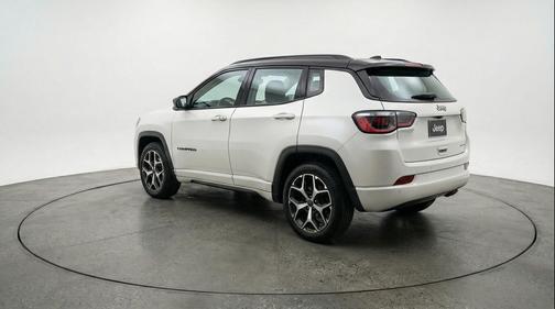 Bright White Clearcoat 2025 Jeep Compass Limited