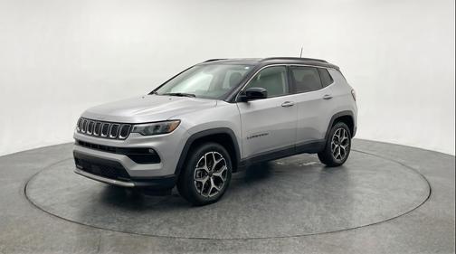 Silver Zynith Metallic Clearcoat 2025 Jeep Compass Limited